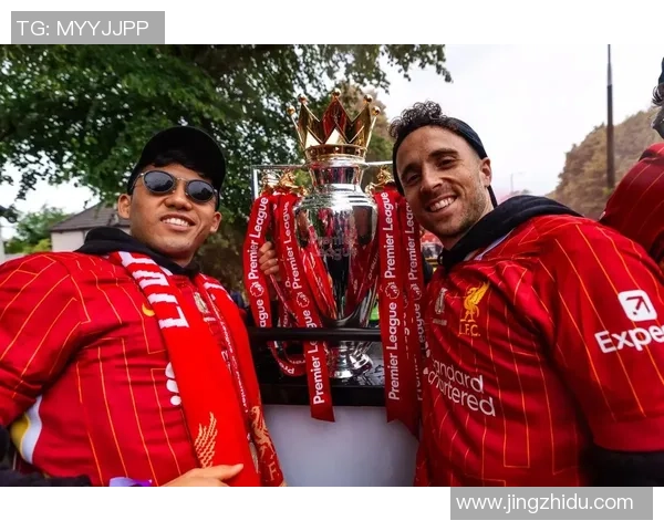 英超传奇球星回顾:那些年我们追逐的足球梦想与荣耀 英超传奇球星回顾:那些年我们追逐的足球梦想与荣耀