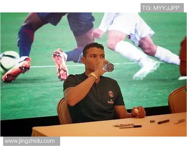 足球明星因高额贷款诈骗被警方拘留引发社会热议 足球明星因高额贷款诈骗被警方拘留引发社会热议