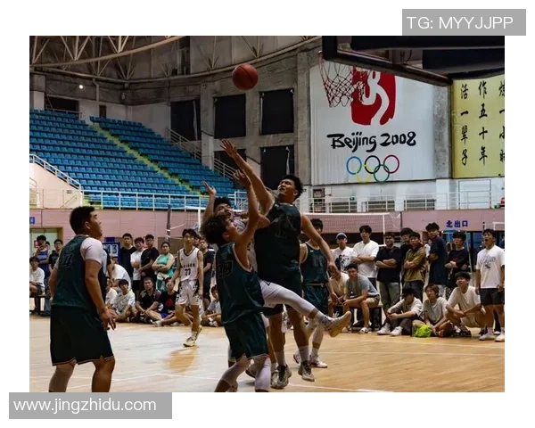 篮球巨献:探秘杭州篮球队的团队协作 篮球巨献:探秘杭州篮球队的团队协作